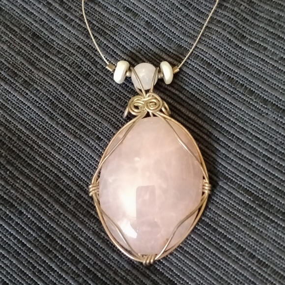 Vintage Necklace Rose Quartz Wire Wrapped - Picture 4 of 6